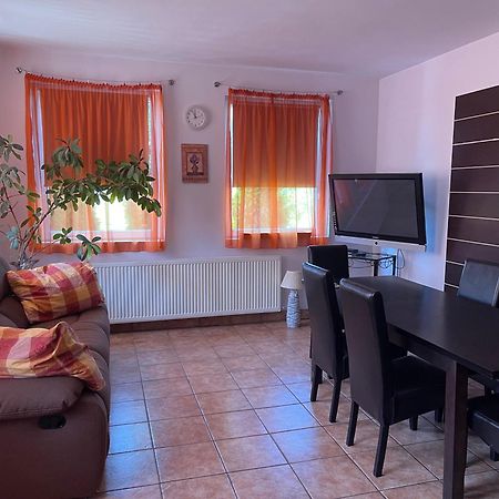 Panni Vendeghaz Otel Egerszalók Dış mekan fotoğraf