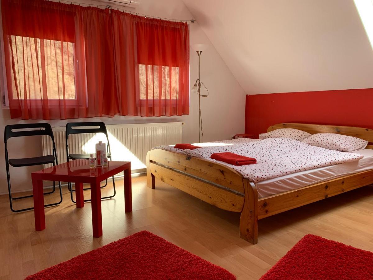 Panni Vendeghaz Otel Egerszalók Dış mekan fotoğraf